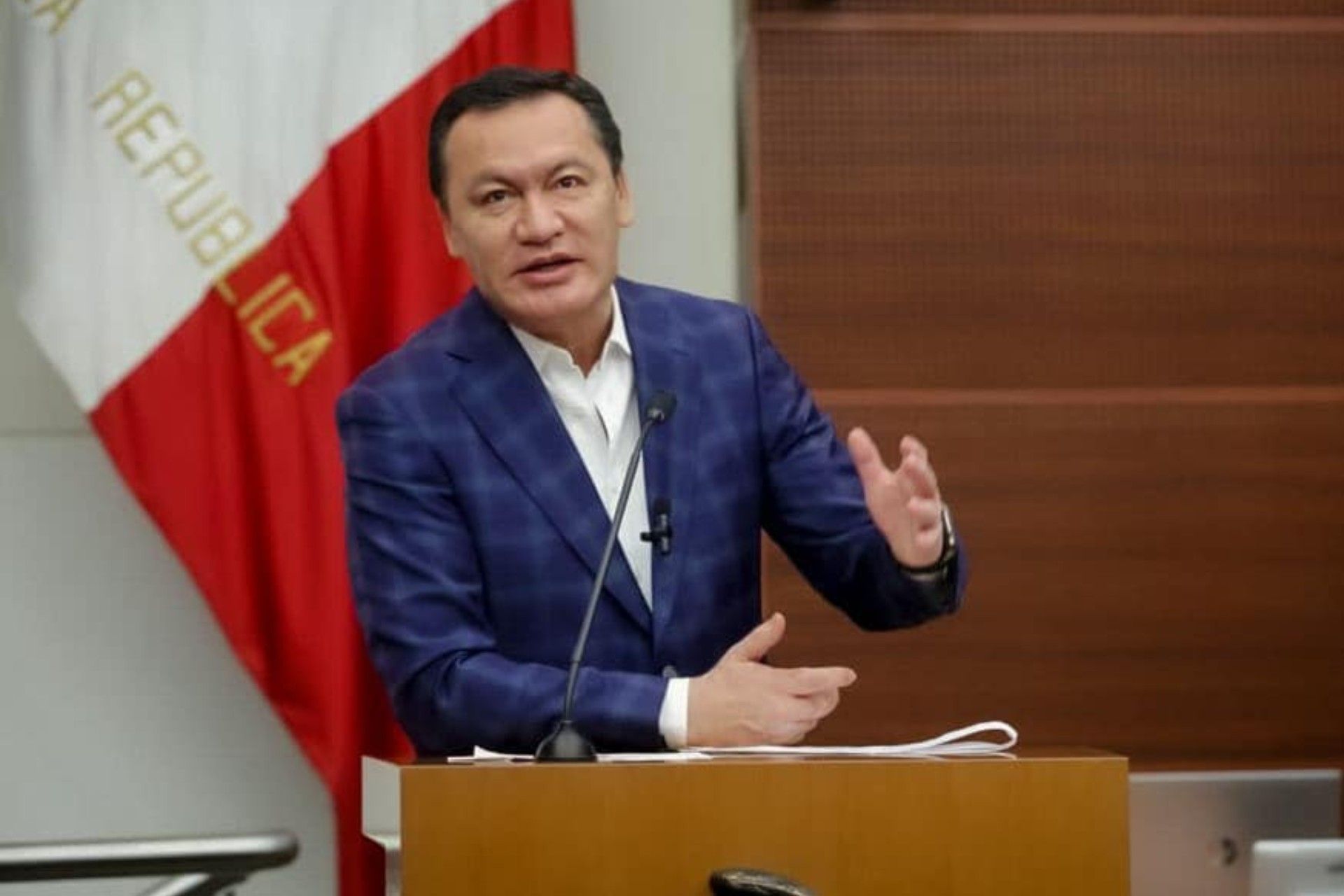 No me expulsaron del PRI, lo dejé hace 3 meses: Osorio Chong; “voy a seguir en la política”, dijo No me expulsaron del PRI, lo dejé hace 3 meses: Osorio Chong; “voy a seguir en la política”, dijo