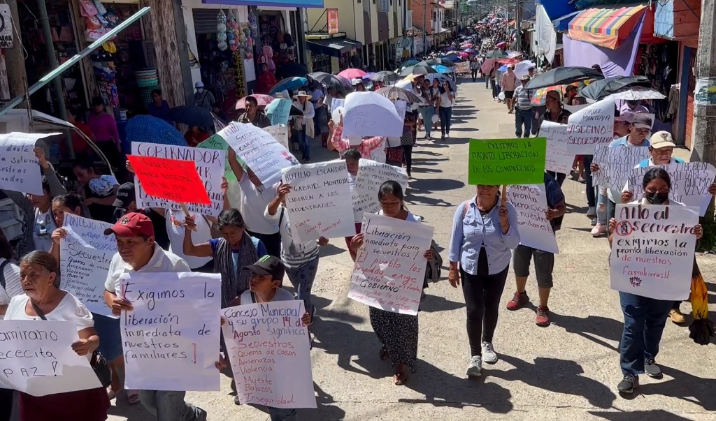 Protestan en Chiapas por secuestro de ejidatarios - protestan-en-chiapas-por-secuestro-de-ejidatarios-3-1024x603