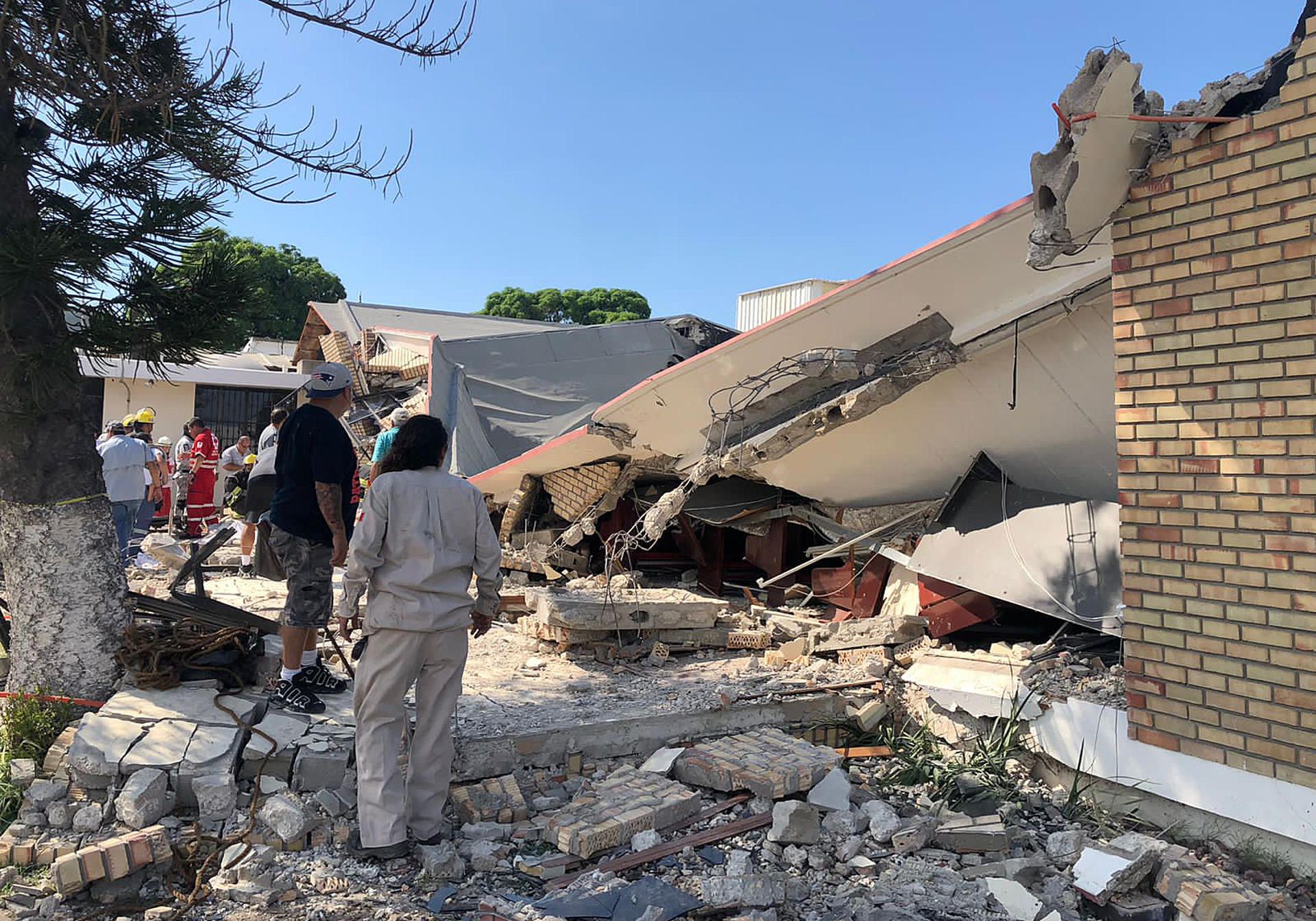 Suman 11 muertos por tragedia en iglesia de Ciudad Madero, Tamaulipas Suman 11 muertos por tragedia en iglesia de Ciudad Madero, Tamaulipas