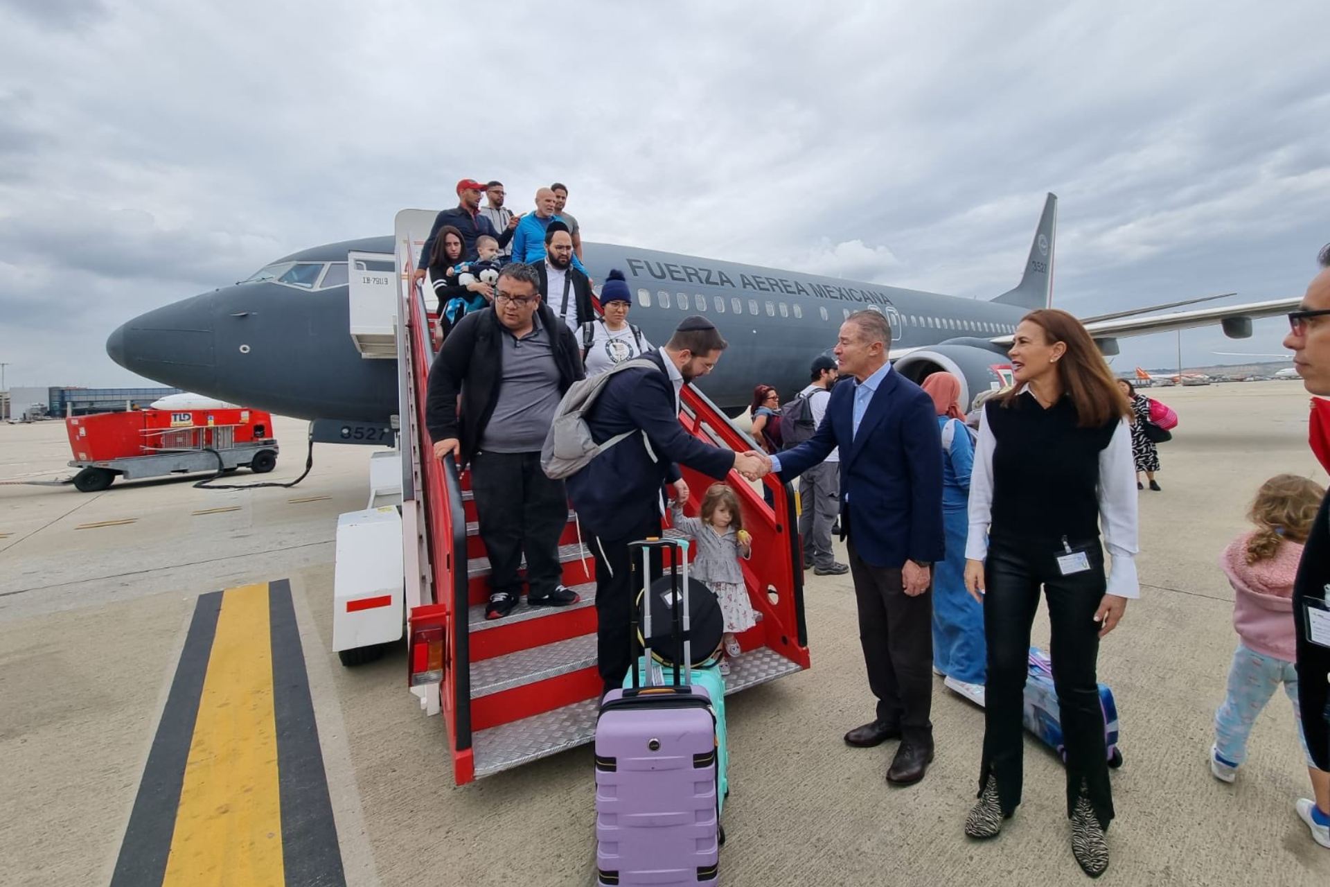 Todos los mexicanos que solicitaron salir de zona de conflicto en Israel ya están fuera: SRE Todos los mexicanos que solicitaron salir de zona de conflicto en Israel ya están fuera: SRE