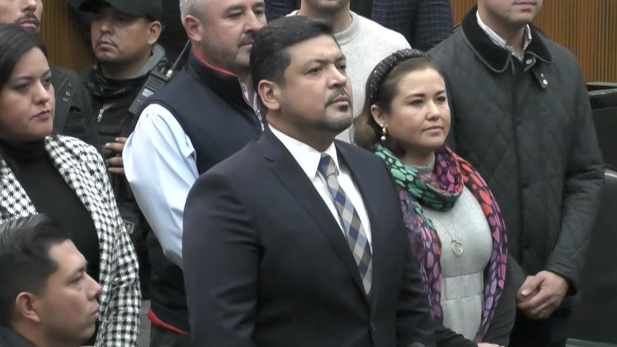 Congreso de NL nombra a Luis Enrique Orozco Suárez como gobernador interino Congreso de NL nombra a Luis Enrique Orozco Suárez como gobernador interino