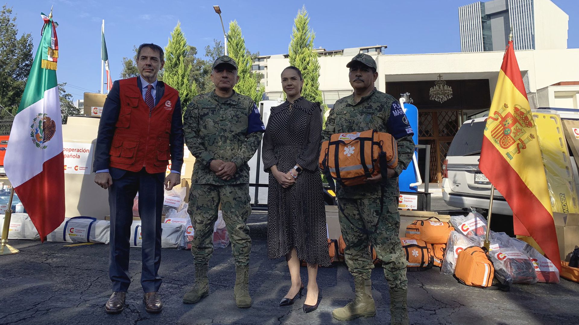 España entrega ayuda humanitaria a Acapulco por 200 mil euros España entrega ayuda humanitaria a Acapulco por 200 mil euros