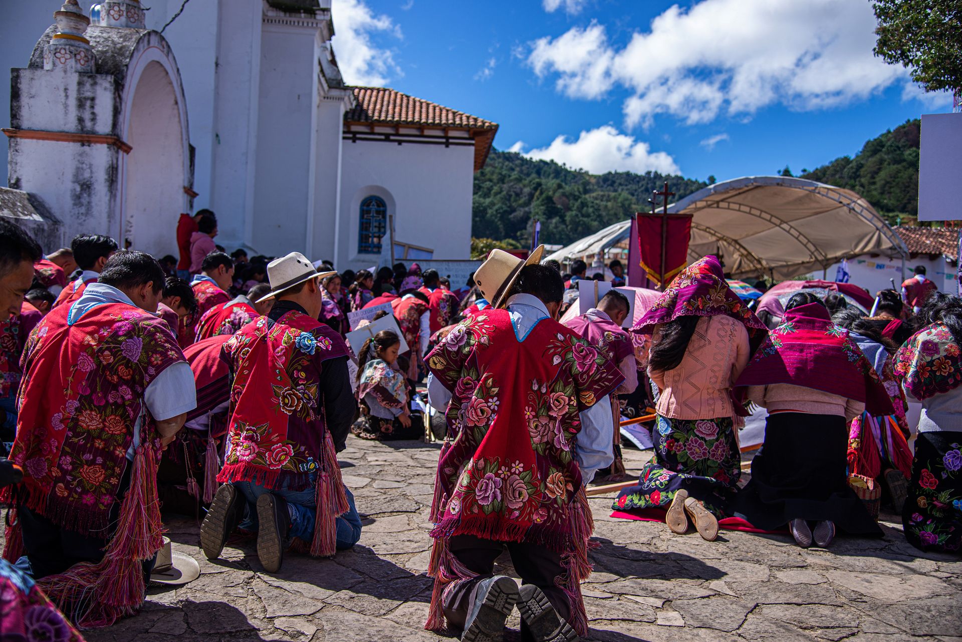 Indígenas marchan en Chiapas contra la violencia Indígenas marchan en Chiapas contra la violencia