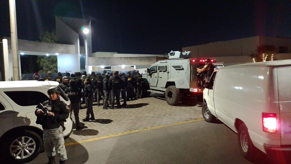 Realizan operativo para detención de alcalde de Toluca, denunciado por su exesposa Realizan operativo para detención de alcalde de Toluca, denunciado por su exesposa