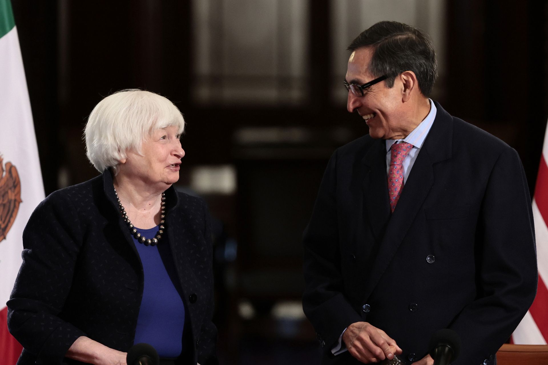 México y EE.UU. desarrollarán esquema conjunto para vigilar inversiones México y EE.UU. desarrollarán esquema conjunto para vigilar inversiones