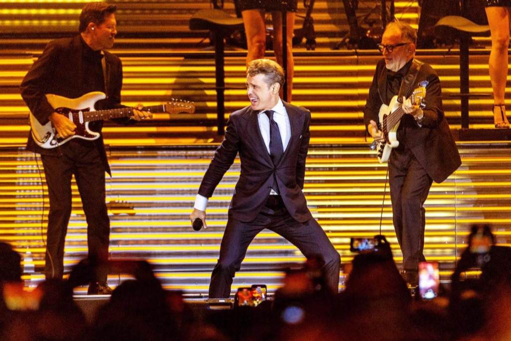 Los 10 personajes que marcarán 2024 en México - luis-miguel-1-1024x683