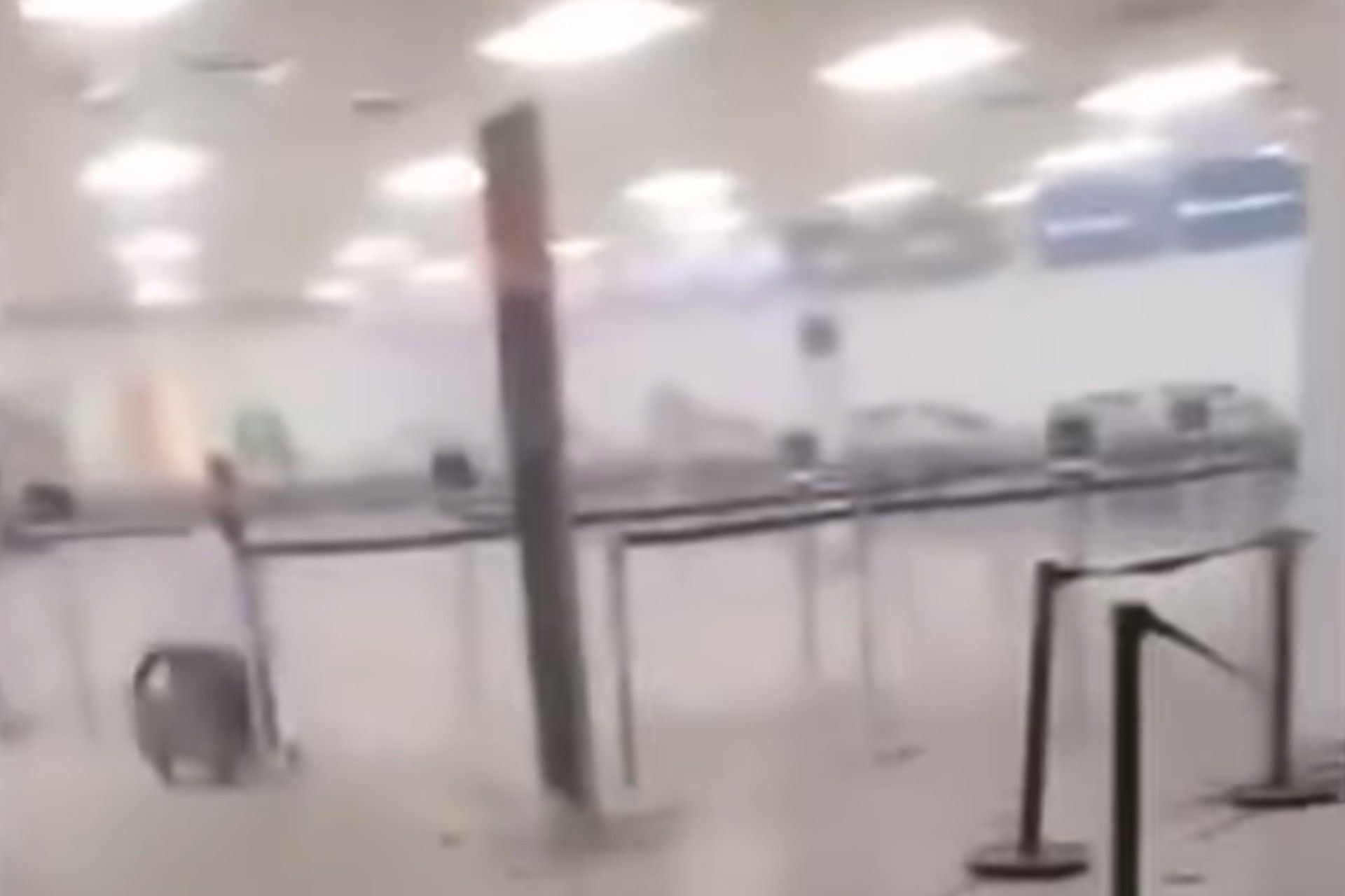 Aeropuerto de Mexicali podría reabrir el lunes tras afectaciones por mal clima Aeropuerto de Mexicali podría reabrir el lunes tras afectaciones por mal clima