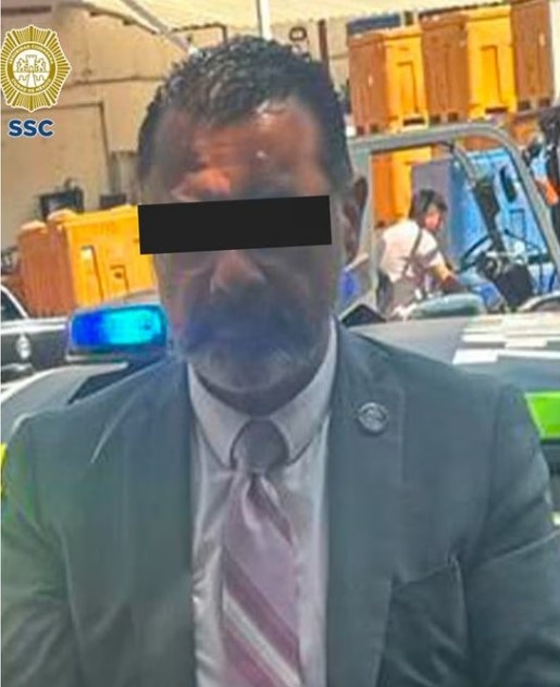 Aseguran a hombre en Lomas de Chapultepec con 700 mil pesos en efectivo - detenido-en-lomas-de-chapultepec-con-700-mil-pesos