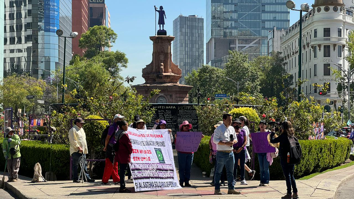 Comienzan a llegar colectivas a Glorieta de las Mujeres que Luchan para marcha feminista