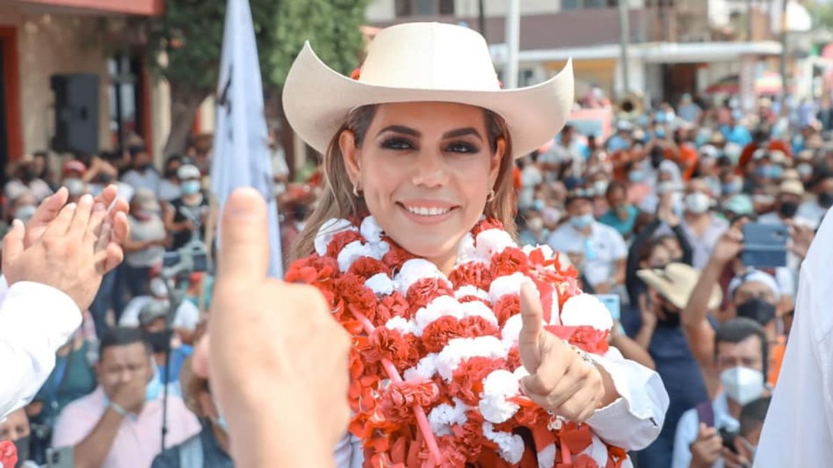 Evelyn Salgado “no está sola”: AMLO apoya a gobernadora tras hechos de violencia en Guerrero Evelyn Salgado “no está sola”: AMLO apoya a gobernadora tras hechos de violencia en Guerrero