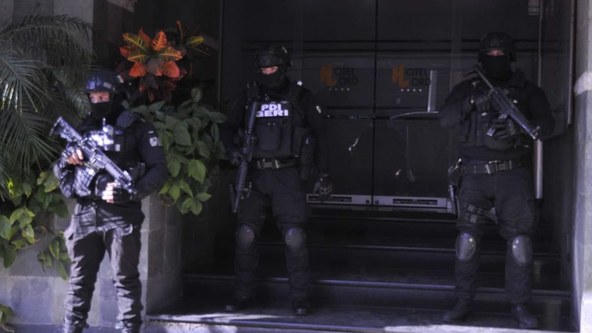 Rescatan a 30 migrantes de hotel en la colonia Doctores Rescatan a 30 migrantes de hotel en la colonia Doctores