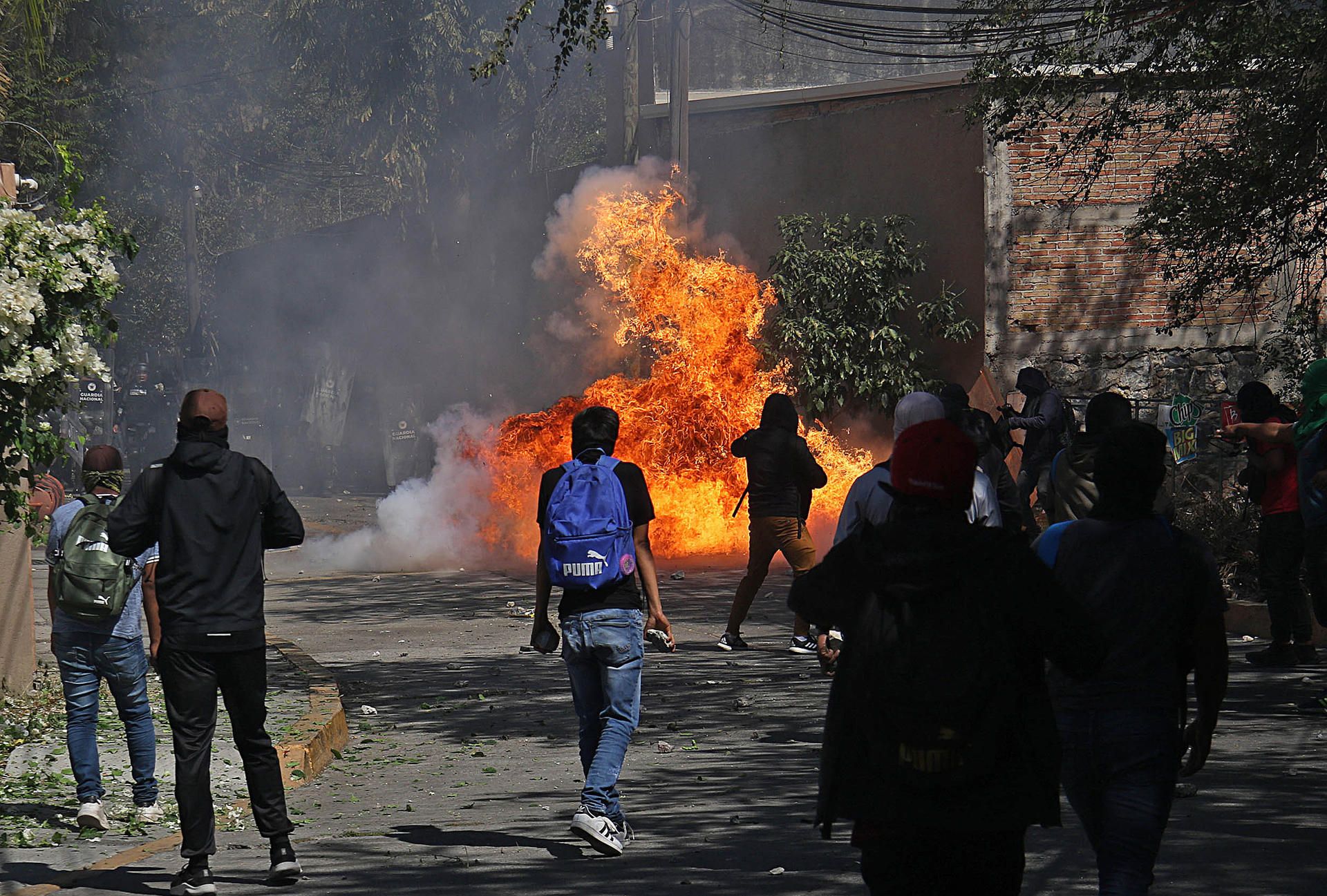 Vidulfo Rosales advierte que “no se calmarán las aguas” hasta la detención de policía que mató a normalista Vidulfo Rosales advierte que “no se calmarán las aguas” hasta la detención de policía que mató a normalista