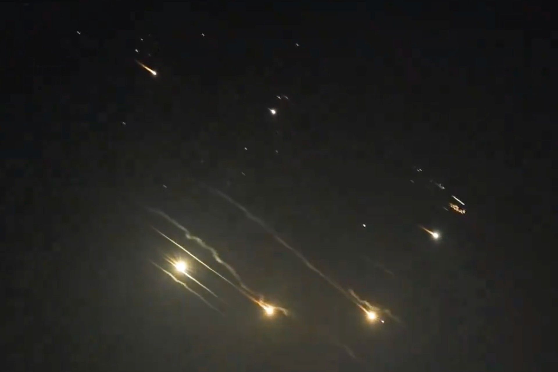 Ataque de Irán terminó y no hay que refugiarse: Ejército de Israel Ataque de Irán terminó y no hay que refugiarse: Ejército de Israel