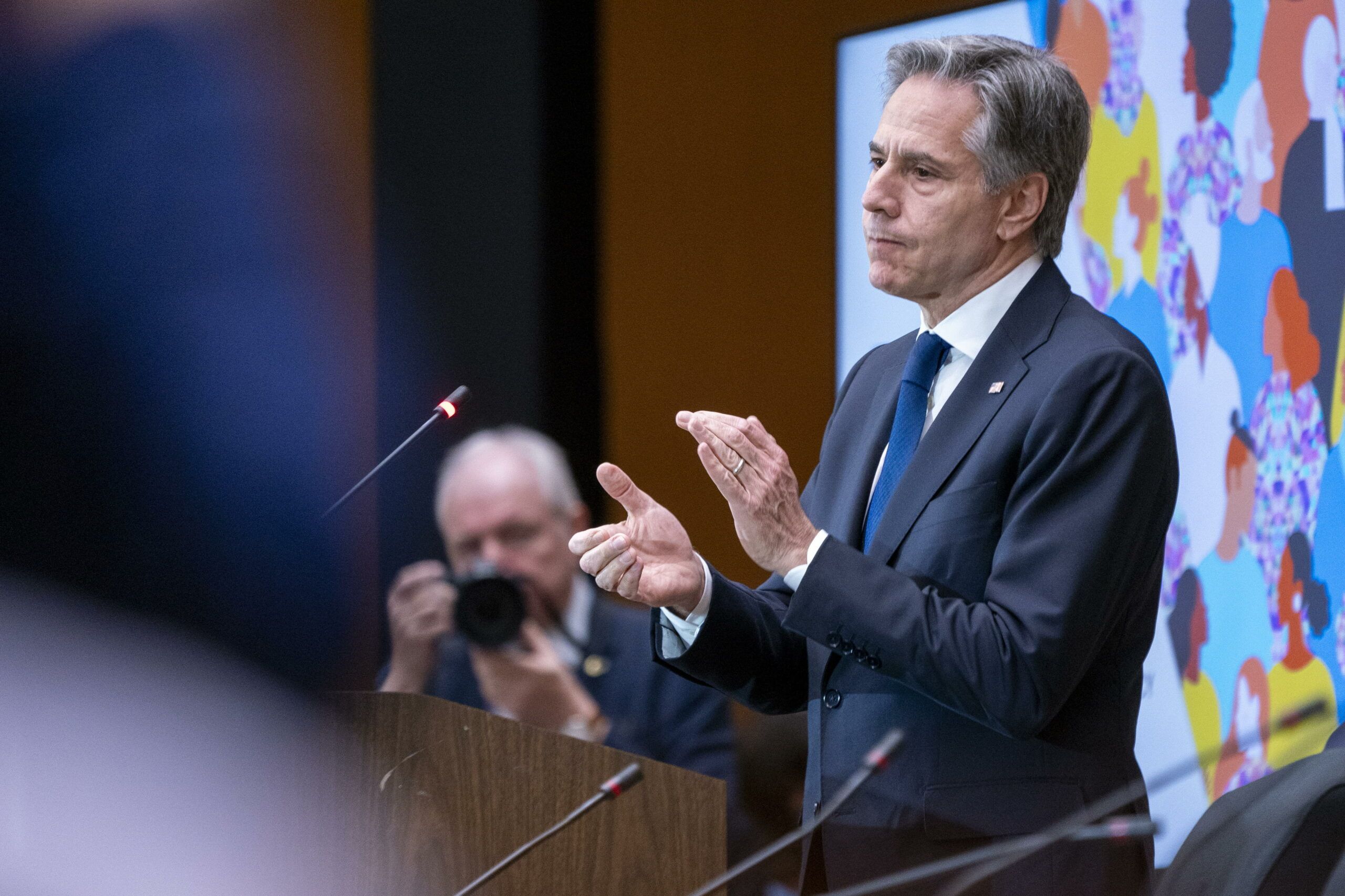 Blinken conversa con Israel y Qatar para contener incremento en la tensión en Oriente Medio