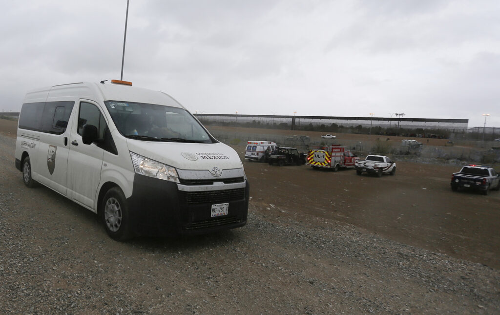 INM realiza operativo sorpresa en frontera con EE.UU. - inm-realiza-operativo-sorpresa-en-frontera-con-eeuu-1024x645