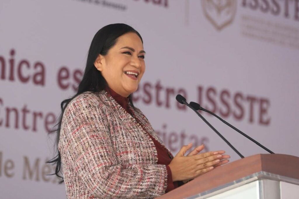 “Hace un excelente trabajo”: Sheinbaum defiende a titular del Bienestar, Ariadna Montiel