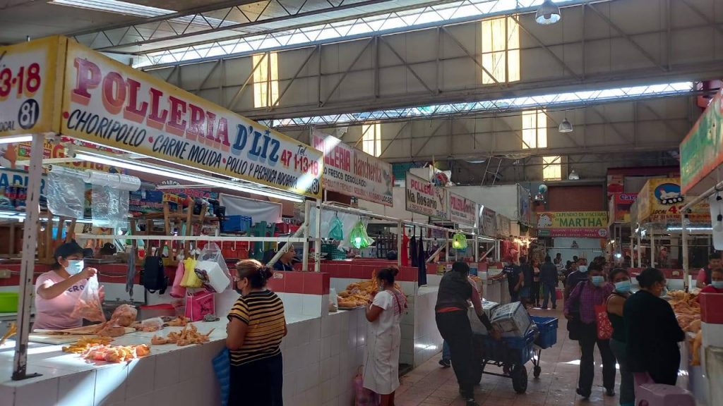 Se mantiene alza del pollo; pechuga supera los 150 pesos