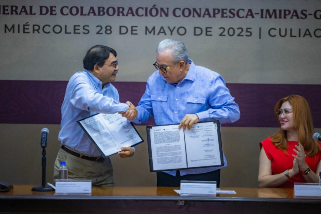 Sinaloa es el único en el país que tiene un programa de entrega de motores marinos y panga, en beneficio de pescadores: Rubén Rocha